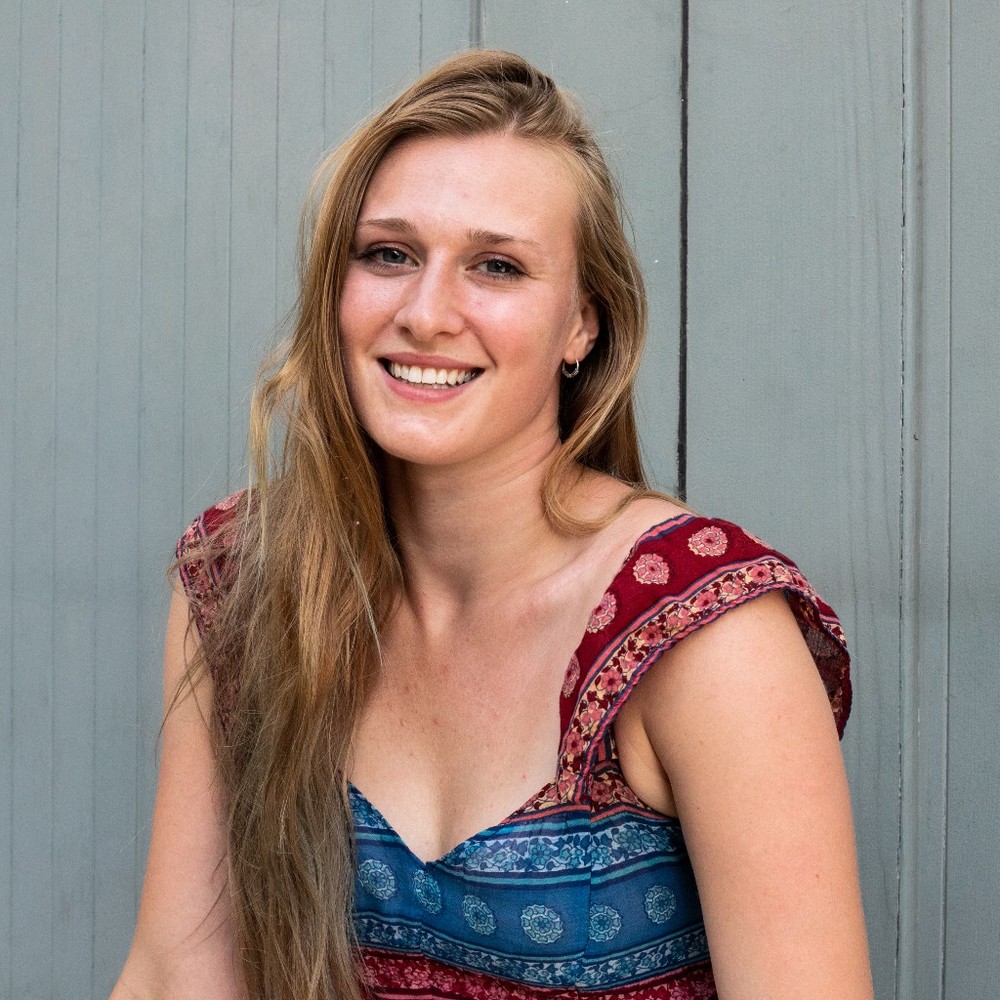 Meet your Posher, Lauren